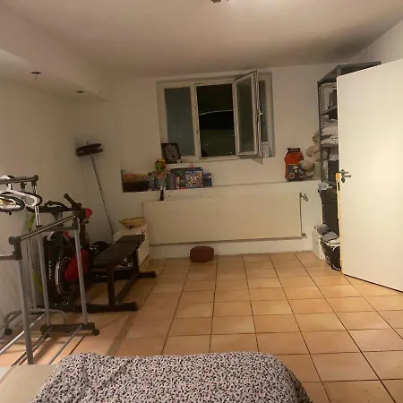 Cozy Souterrain Im Westen Stuttgarts Apartment
