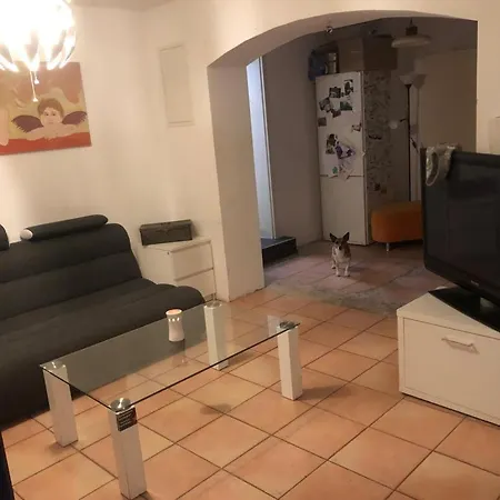 Cozy Souterrain Im Westen Stuttgarts Apartment